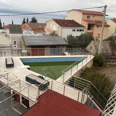 Babaja Πανσιόν Omiš
