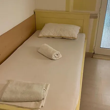 Babaja Πανσιόν Omiš